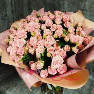 Коралловый восторг из роз